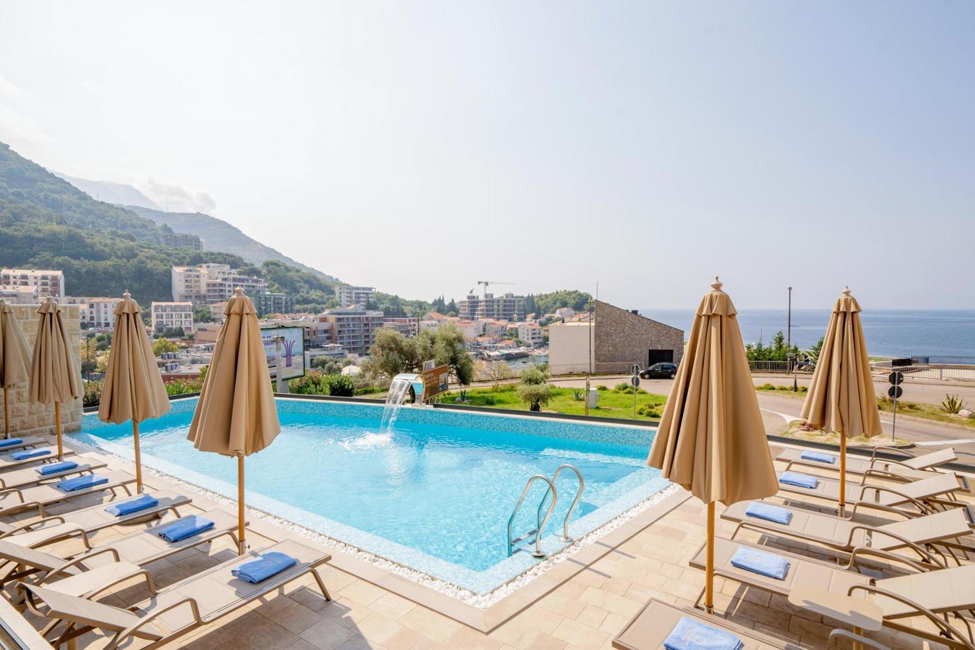 Exclusive Hotel Будва Екстер'єр фото